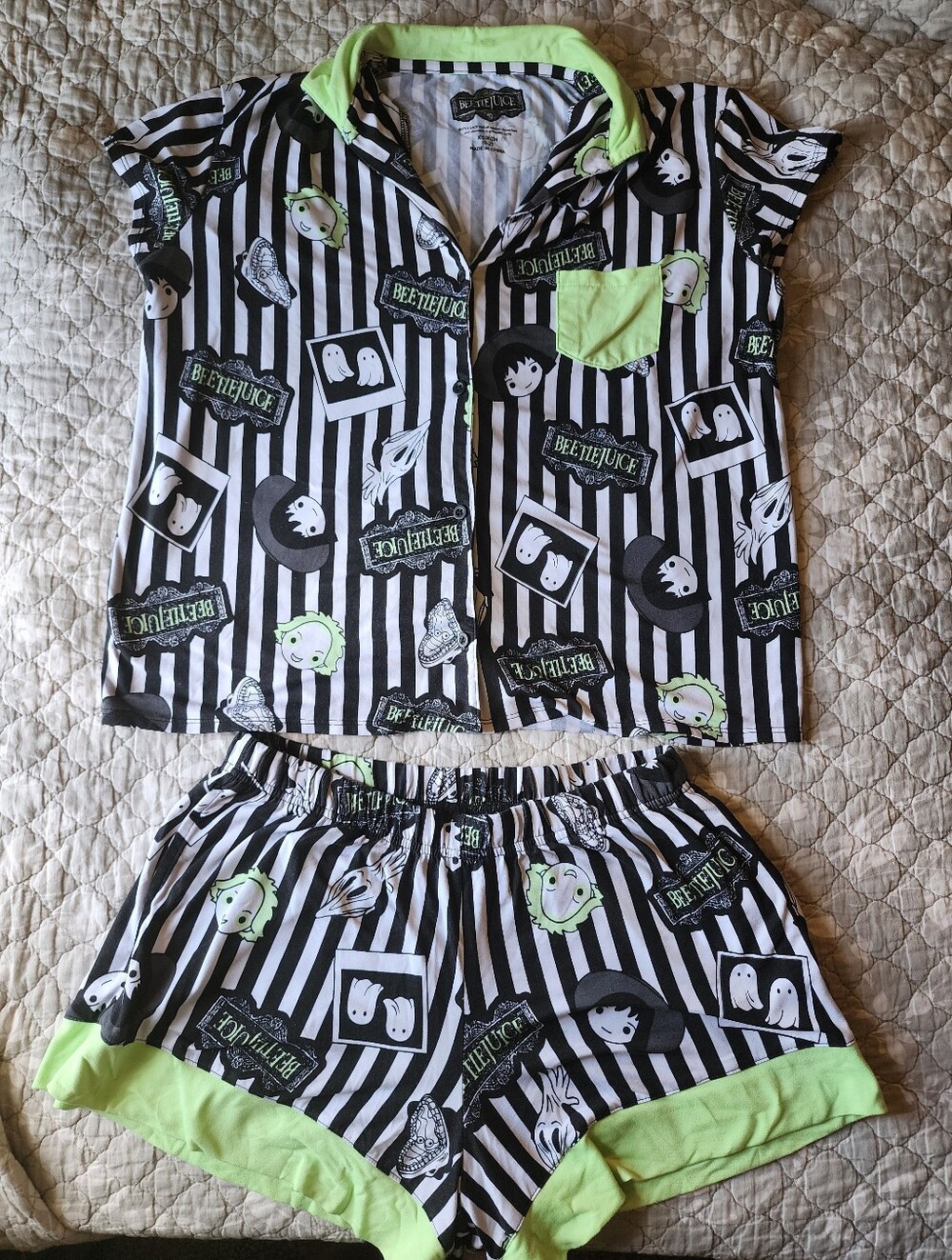 XS BeetleJuice Walmart Halloween Pj Set